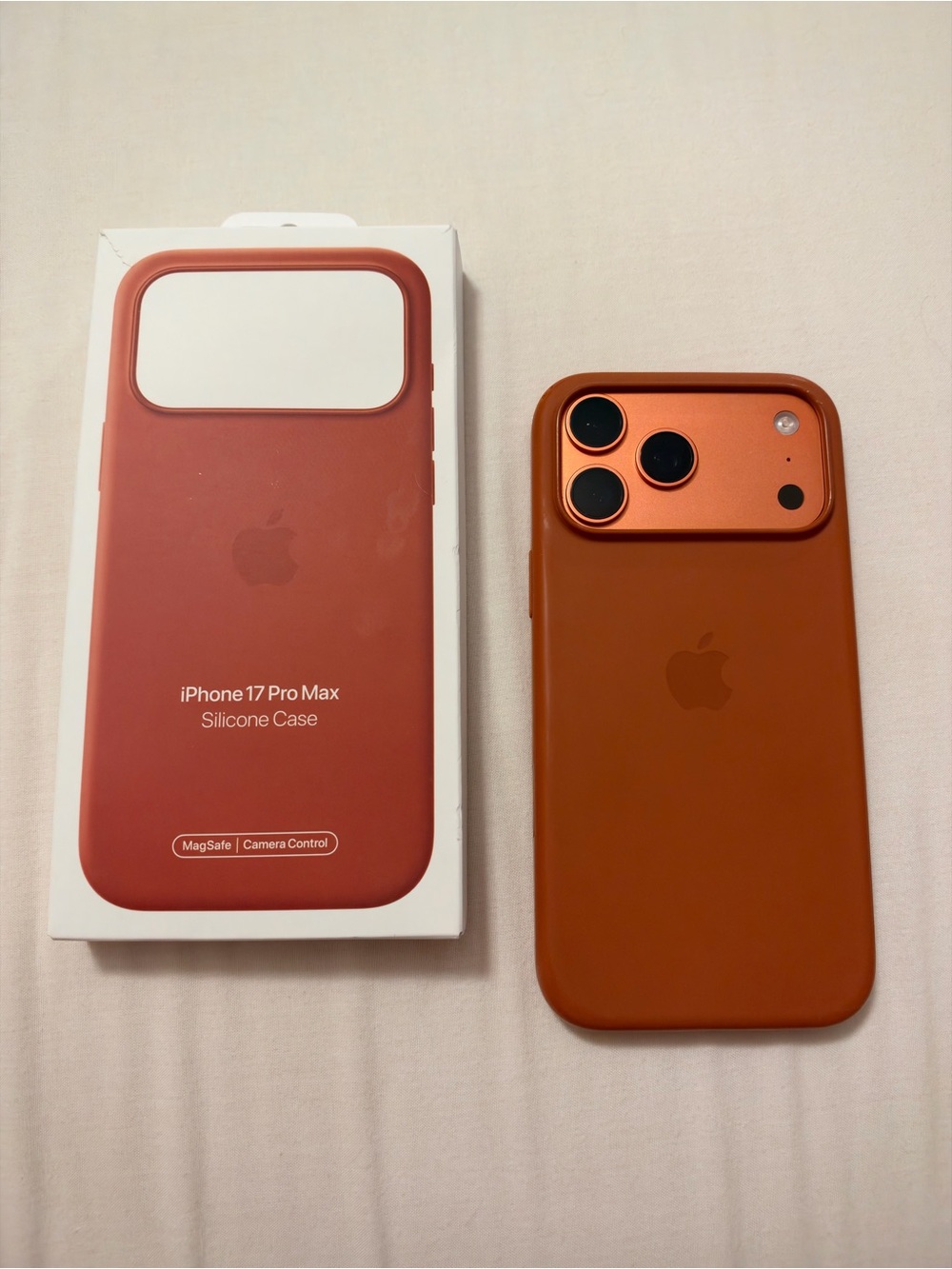 Apple Silicone Case for iPhone 17 Pro Max — Rust Orange